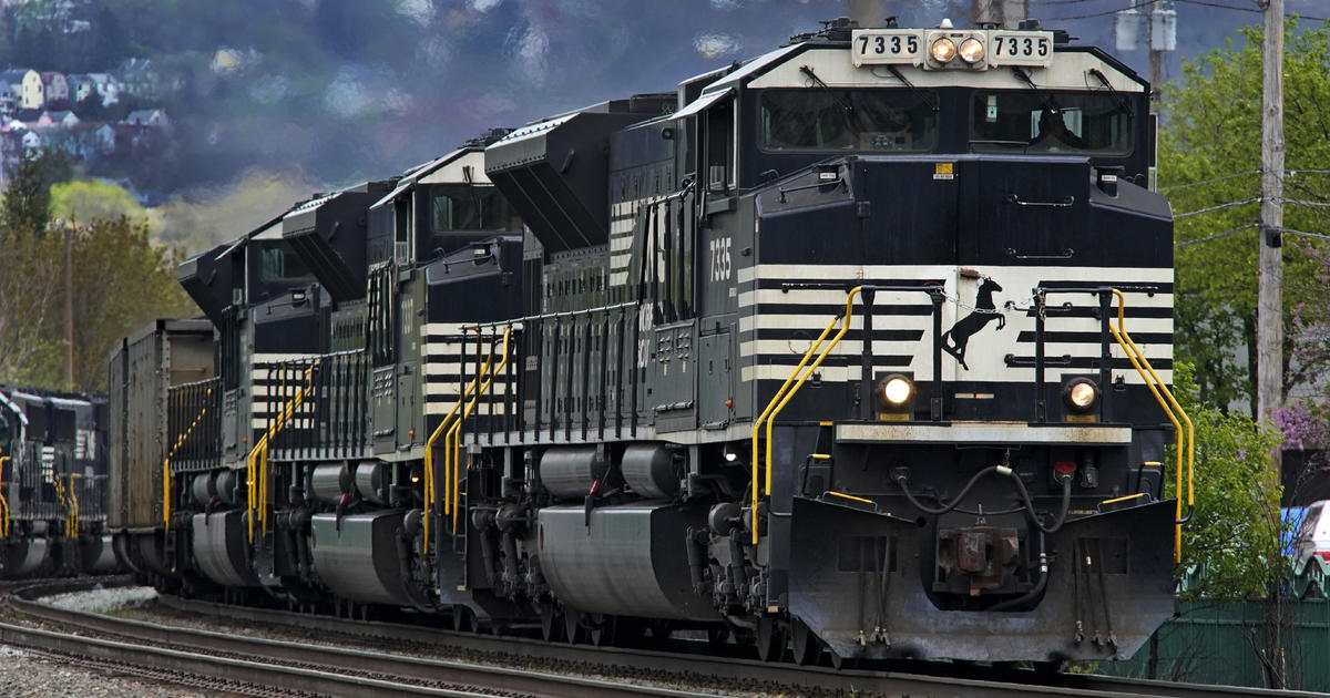 Train cars derail in Pittsburgh, no hazardous materials involved.