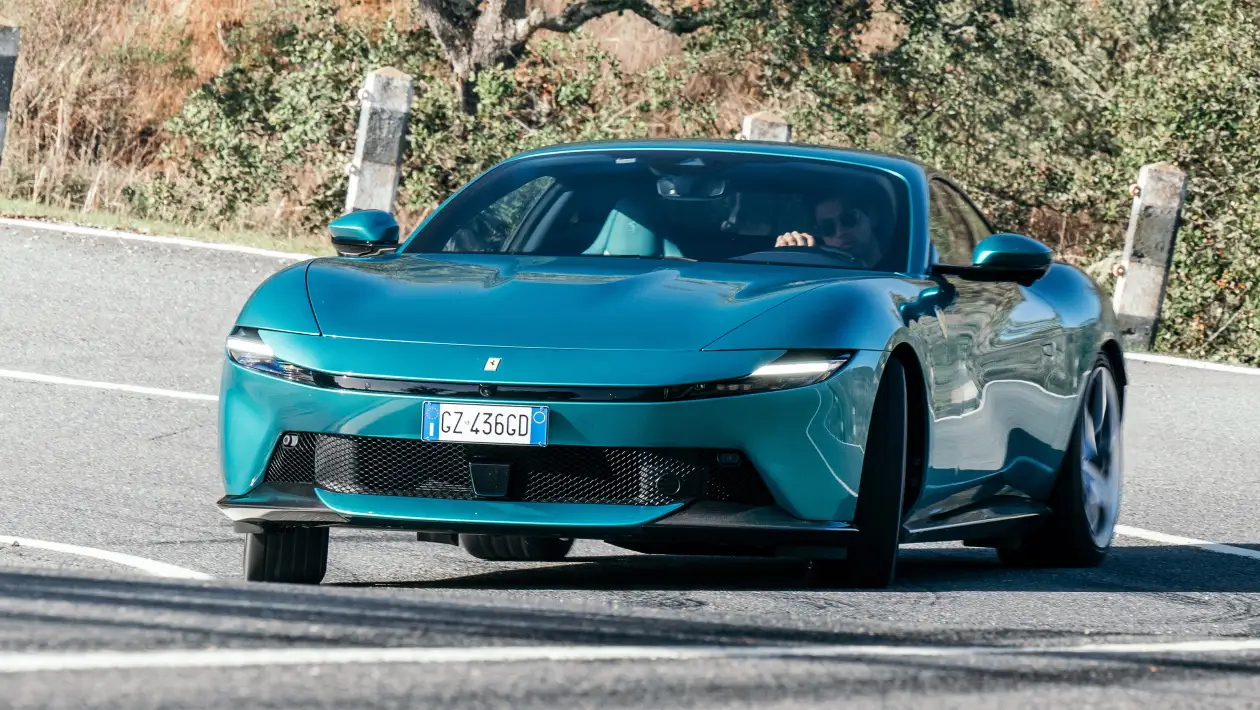 Featured image for Ferrari Amalfi: The New Entry-Level Model That Combines Power, Beauty, and Agility