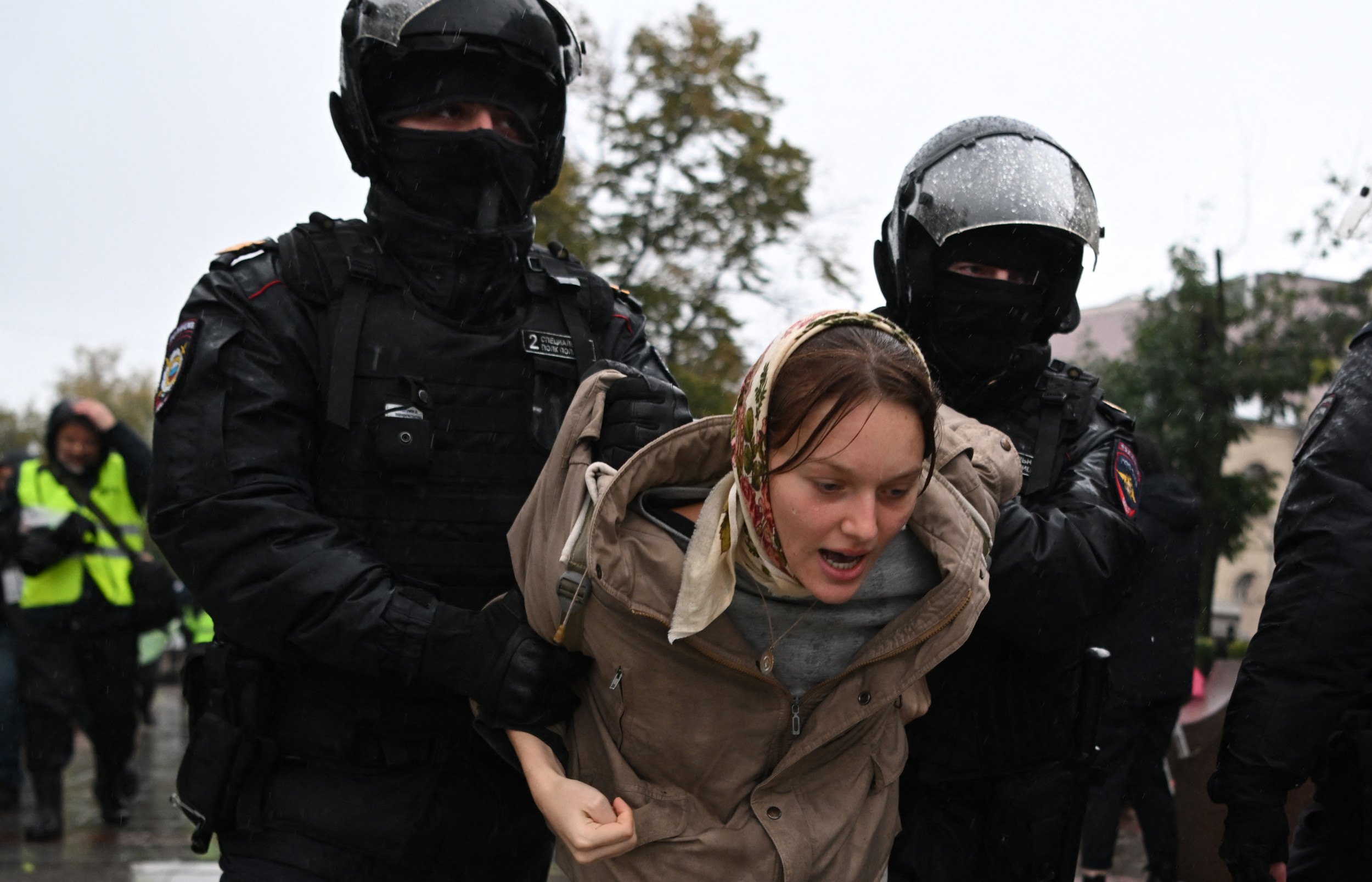 Soldiers' Wives' Protests Shake Putin's Regime