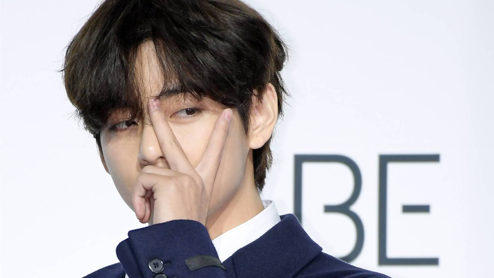 Featured image for BTS Members Share Emotional Moments and Selfies Ahead of Military Service