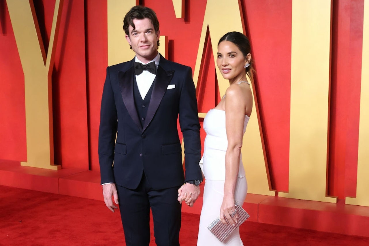 Featured image for Olivia Munn's Breast Cancer Journey: Diagnosis, Gratitude, and Awareness