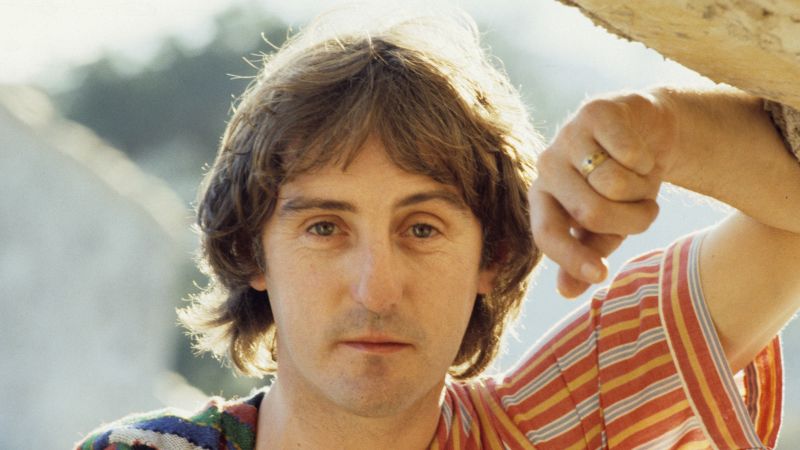Featured image for Denny Laine, Co-founder of Wings and The Moody Blues, Passes Away at 79