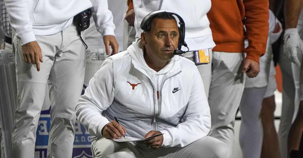 "Guide to Catching No. 7 Texas in the College Football Playoff Selection Show"