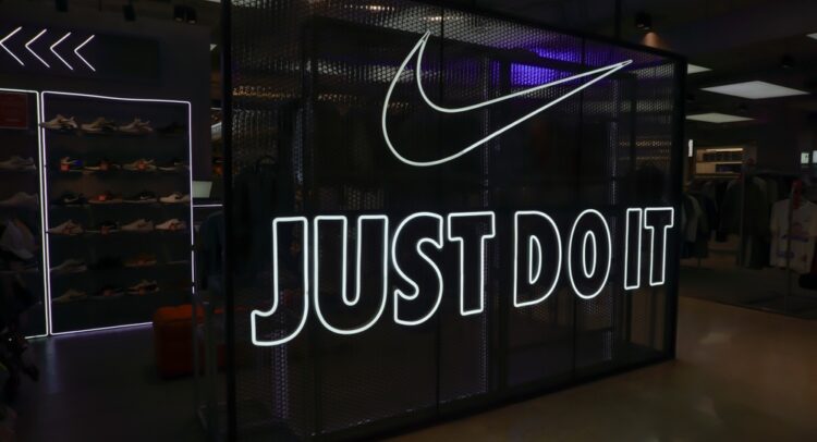 Featured image for Nike Prepares for Q1 Earnings Amid Market Expectations