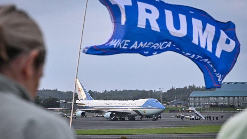 Featured image for Trump's Scotland Trip: Golf, Controversies, and Protests