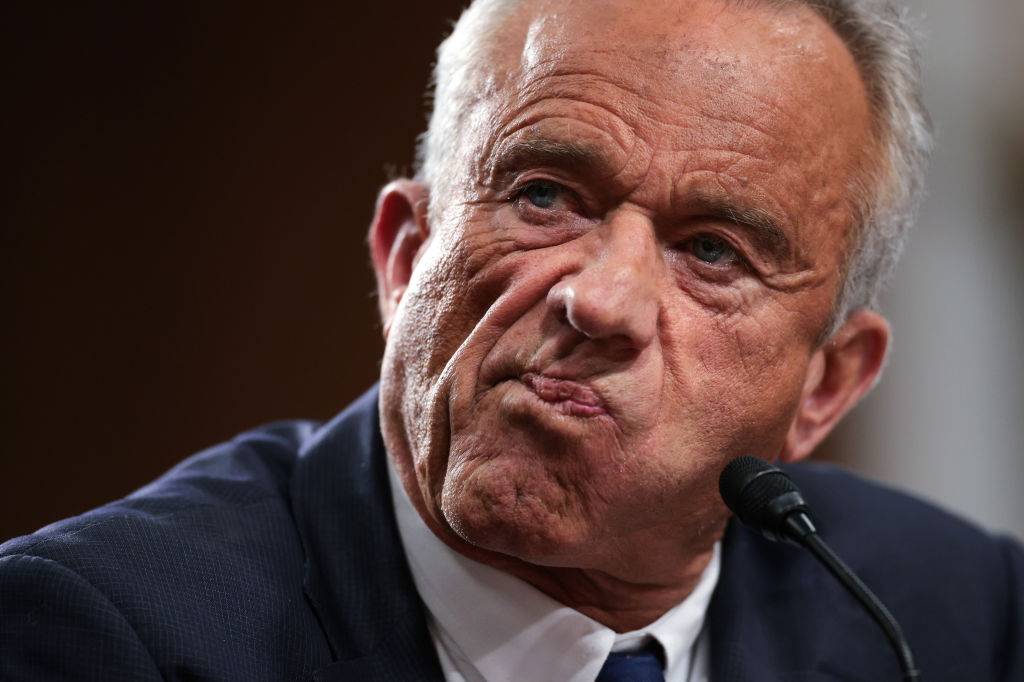 Featured image for COVID Vaccine Access and Scheduling Challenges in Florida and Tennessee