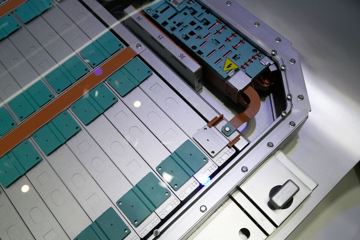 Featured image for CATL Hong Kong Shares Surge 46%, Reaching Record Highs