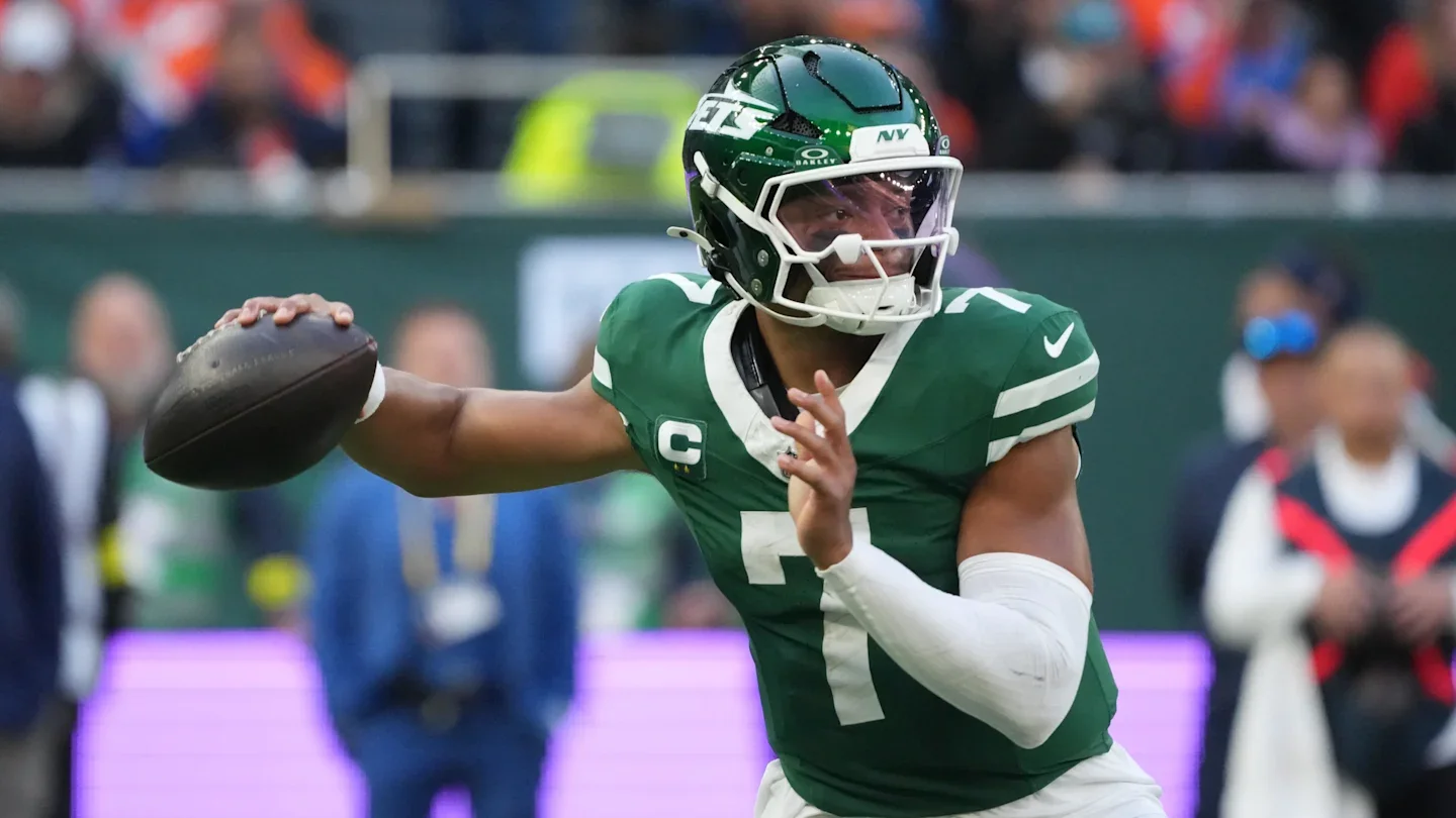 Jets Overhaul QB Room After Fields Trade, Eyes Five Backup Options