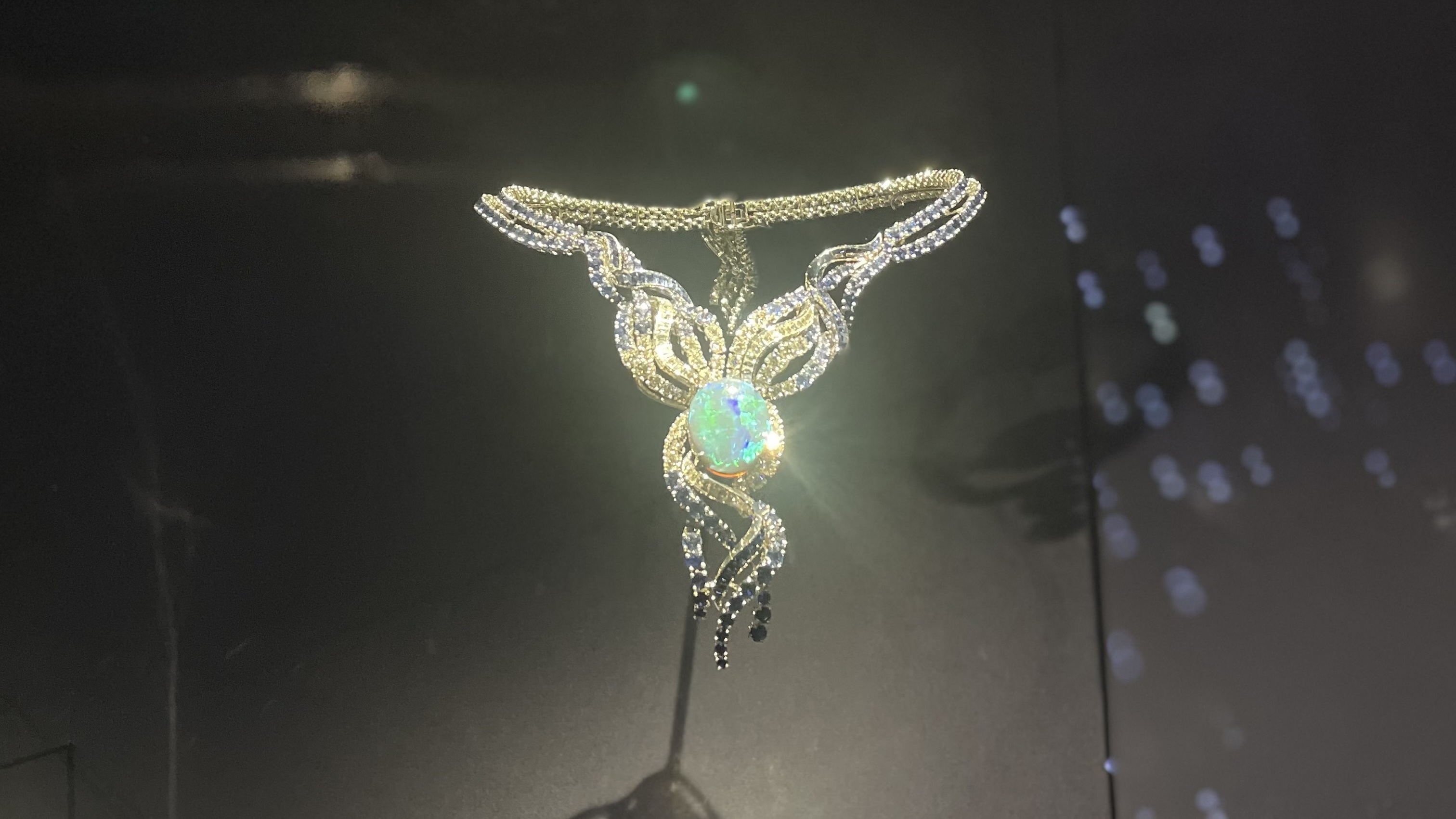 Featured image for Van Cleef and Arpels' 'Cosmic Splendor' Dazzles at NYC Museum