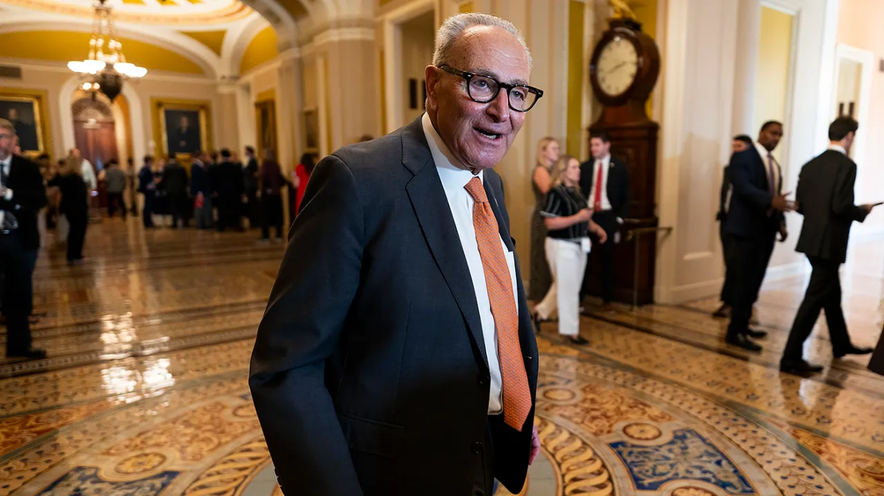 Trump Pressures Bondi to Prosecute Political Foes, Raising Democracy Concerns