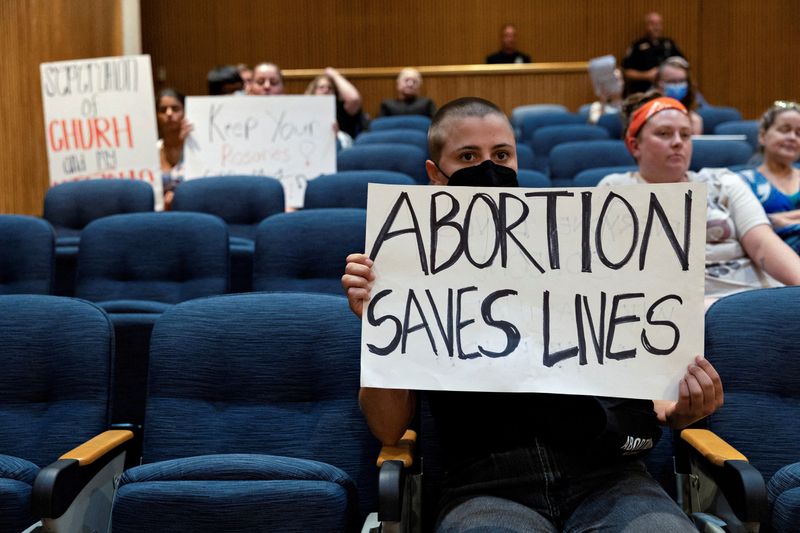Texas Woman Seeks Emergency Abortion Outside State Amid Controversial Ban