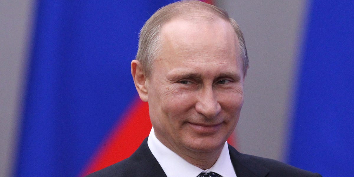 Russia Claims Western Sanctions Provide Protection for SVB Bank Crisis
