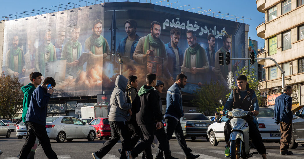 US and Iran Tensions Escalate Amid Military Show of Force and Uncertain Outcomes