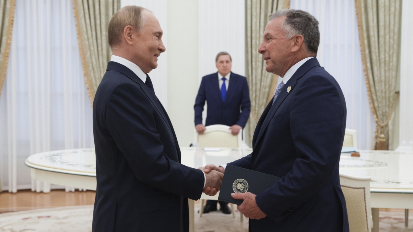 Trump to Meet Putin to Discuss Ukraine and Russia Relations