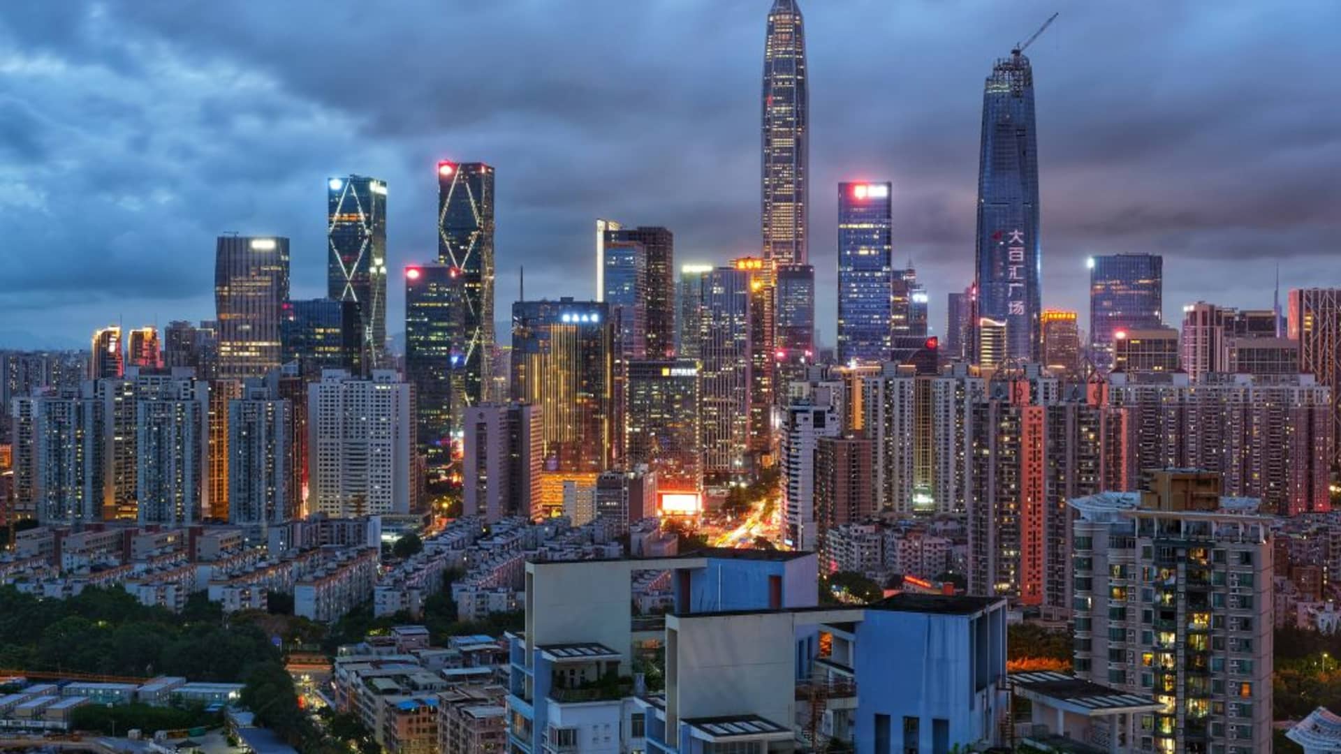 Mixed Start for Asia-Pacific Markets Following Wall Street's Weekly Loss