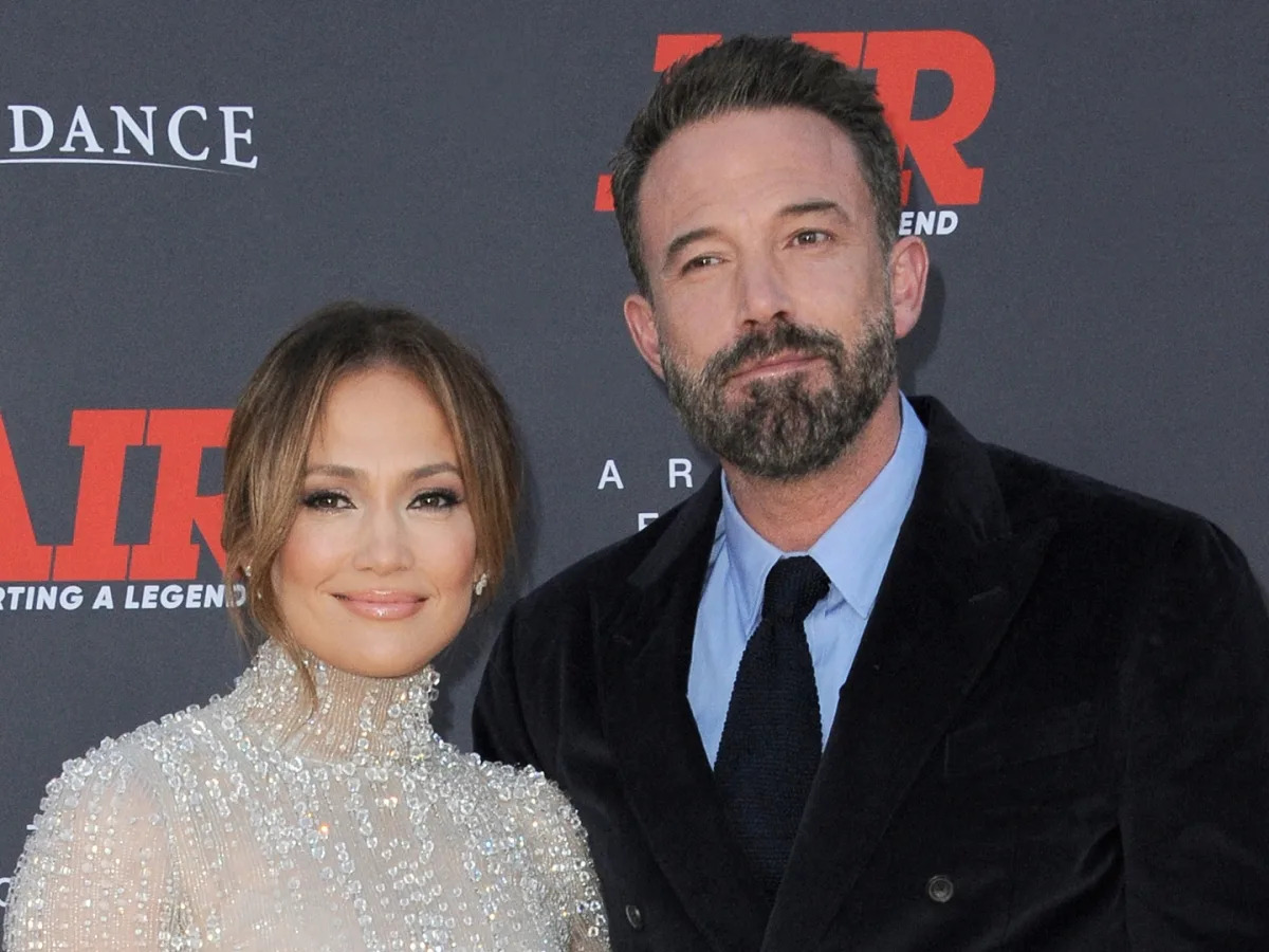 Jennifer Lopez and Ben Affleck's PDA-filled outings reveal their true relationship status