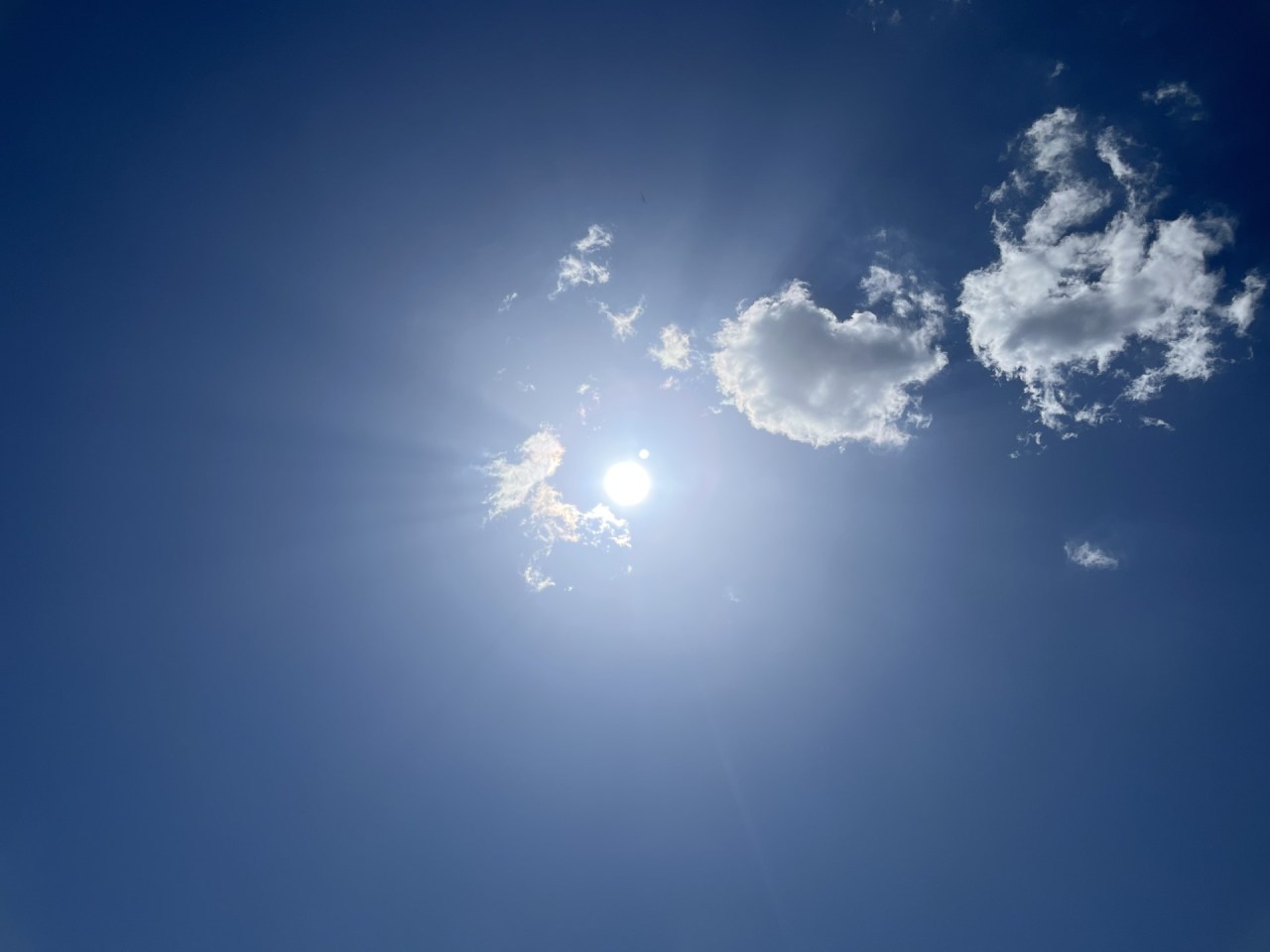 Featured image for ERCOT Urges Texans to Conserve Power Amid Grid Capacity Concerns