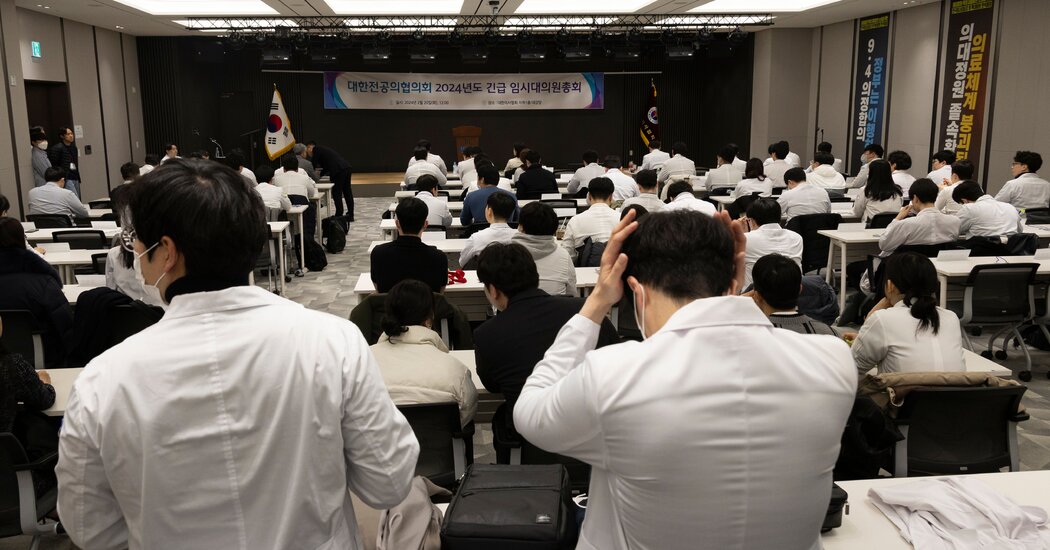 South Korean Doctors Strike Against Government Plans