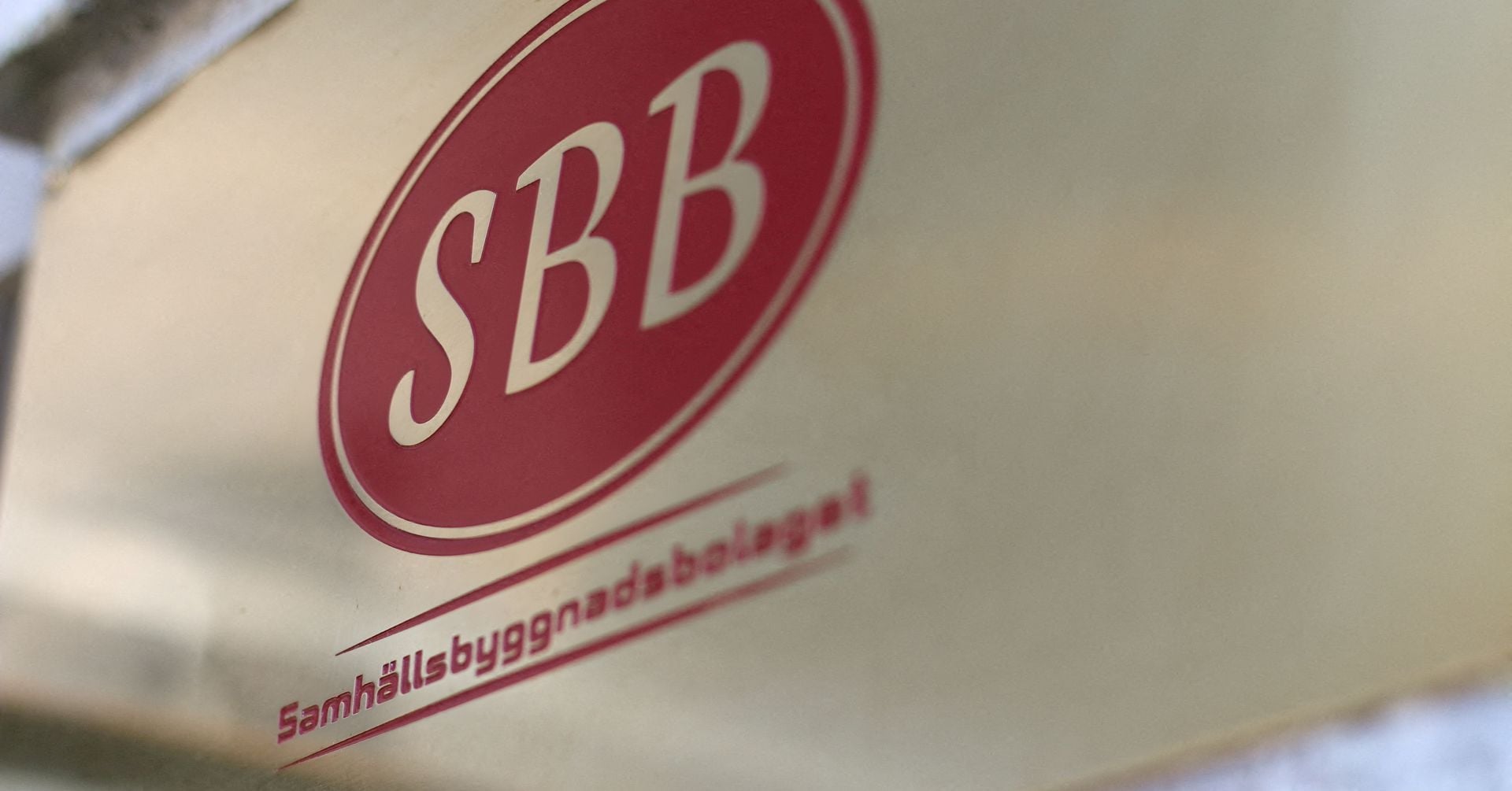 "Swedish Property Giants Face Billions in Write-Downs Amid Market Uncertainty"