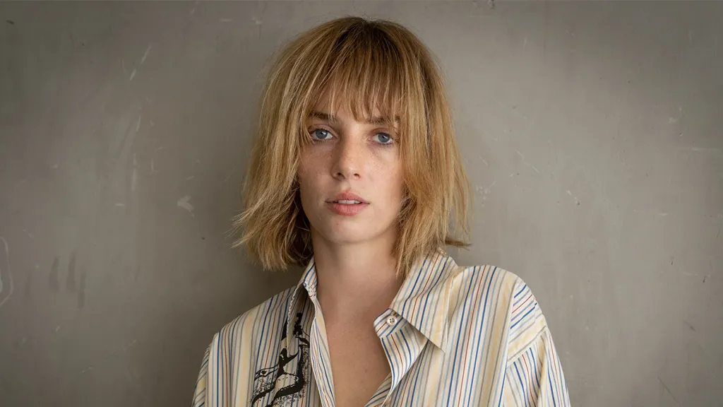 Featured image for Maya Hawke Embraces Nepotism in 'Once Upon a Time in Hollywood' Casting