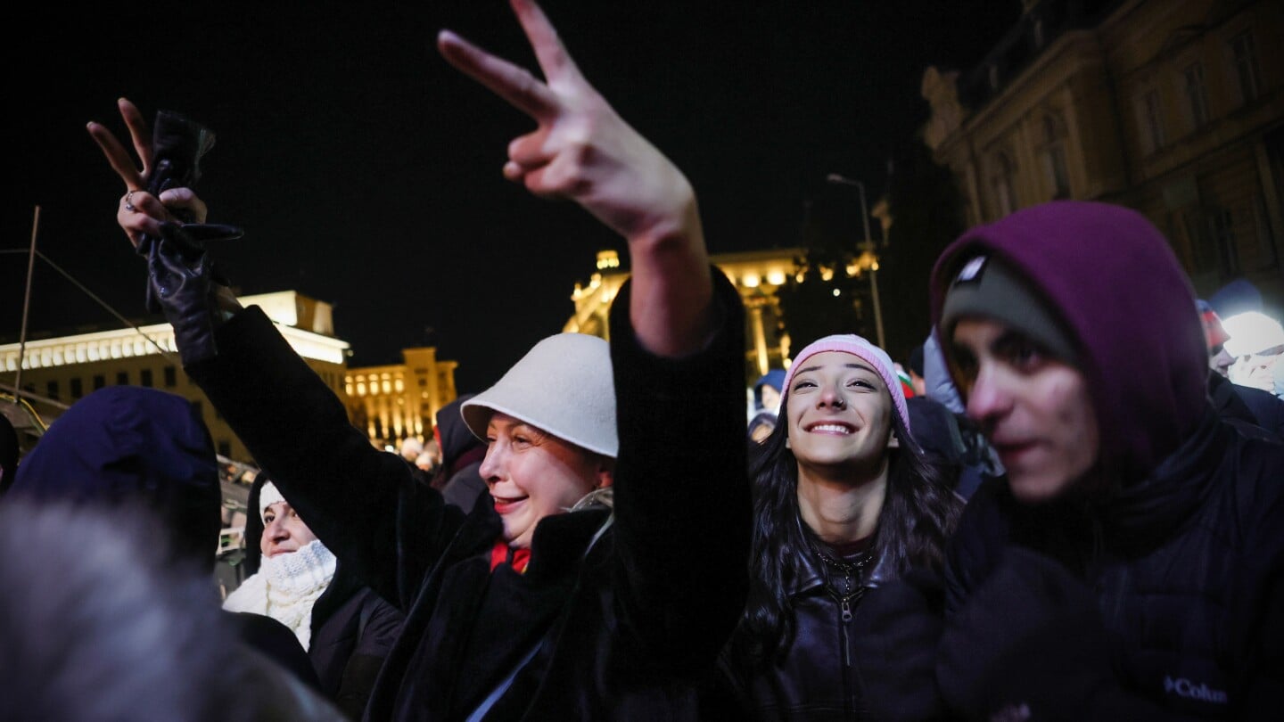 Featured image for Bulgaria adopts the euro, ending lev era amid political shifts