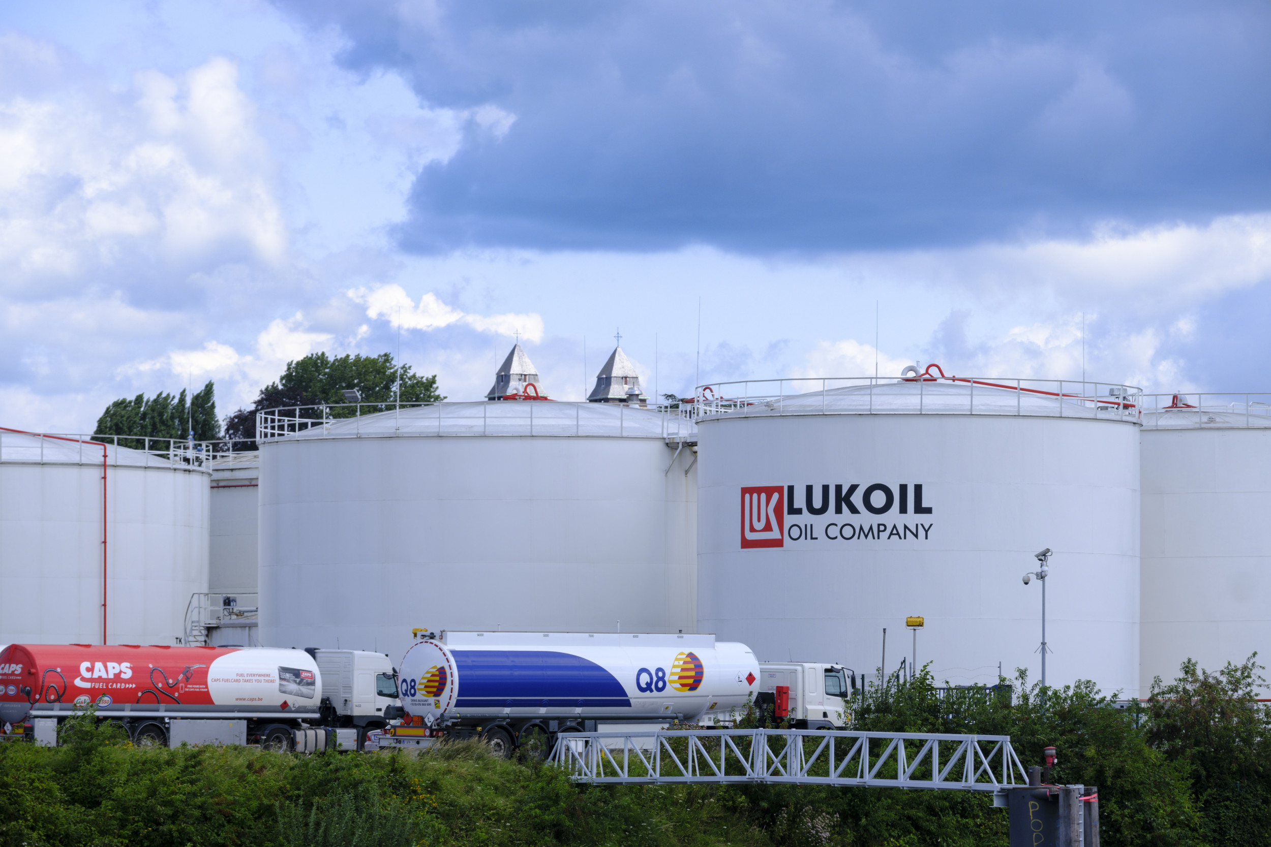 "Drone Attack Sparks Fire at Russian Oil Refinery in Volgograd"