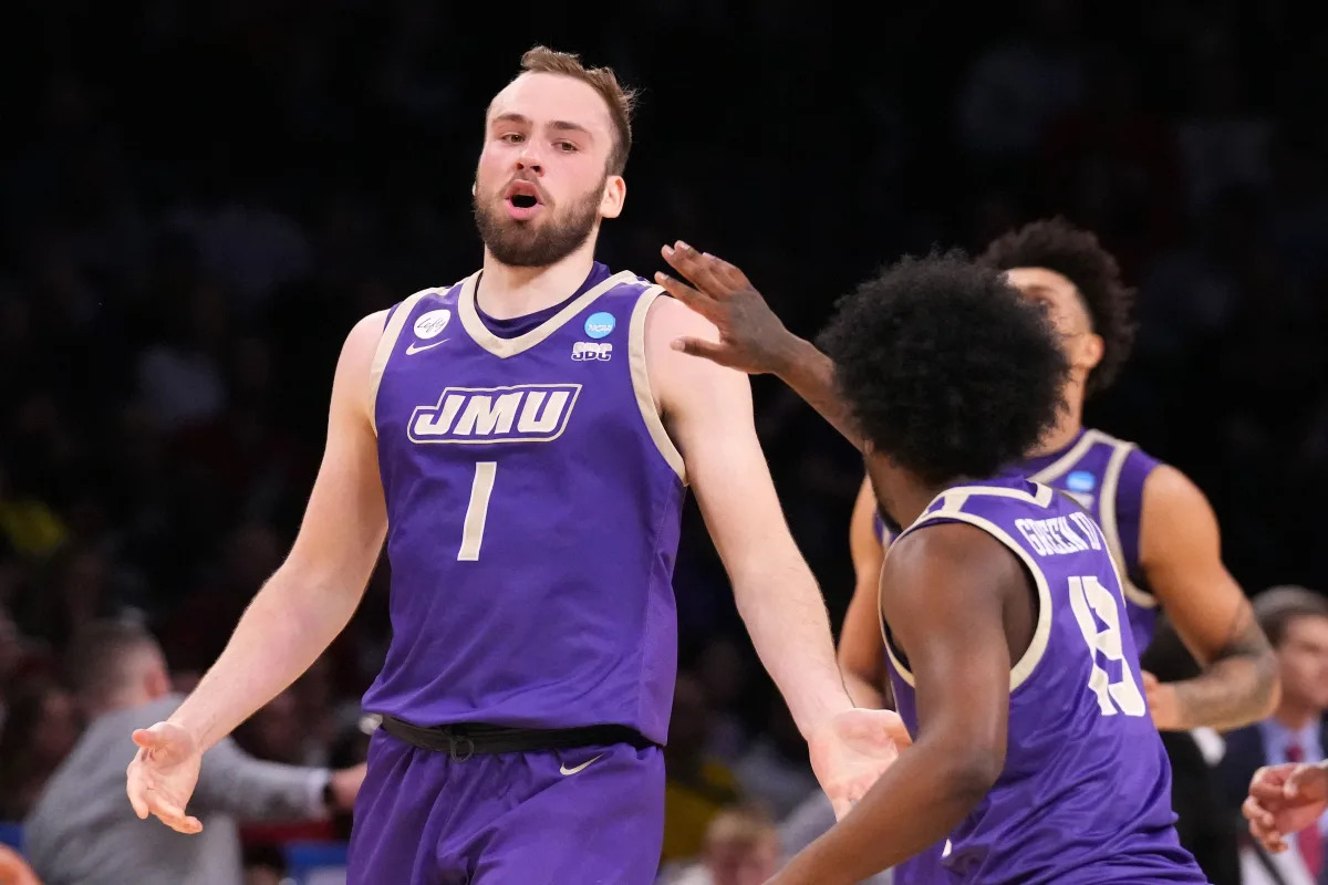 "James Madison Upsets Wisconsin in NCAA First Round, Sends Strong Message"