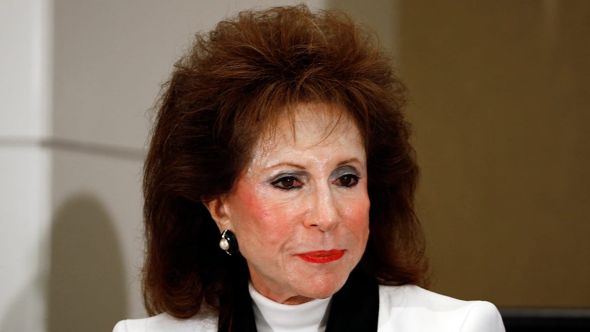 Featured image for Florine Mark, Former Weight Watchers President and Prominent Detroit Businesswoman, Dies at 90