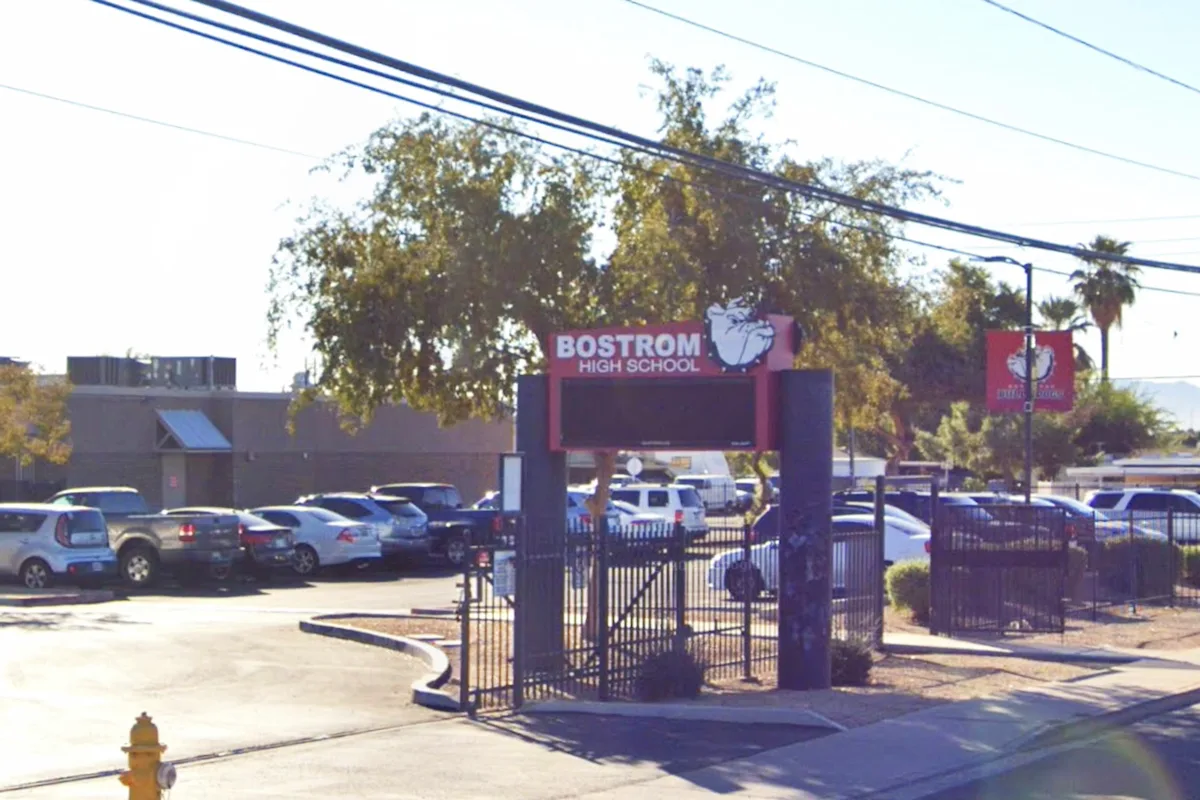 Featured image for Arizona Teen Arrested for Bringing AR-15 and Ammunition to High School