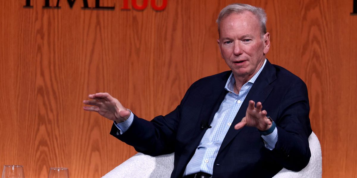 Featured image for Ex-Google CEO Warns AI Girlfriends May Increase Loneliness in Gen Z Men