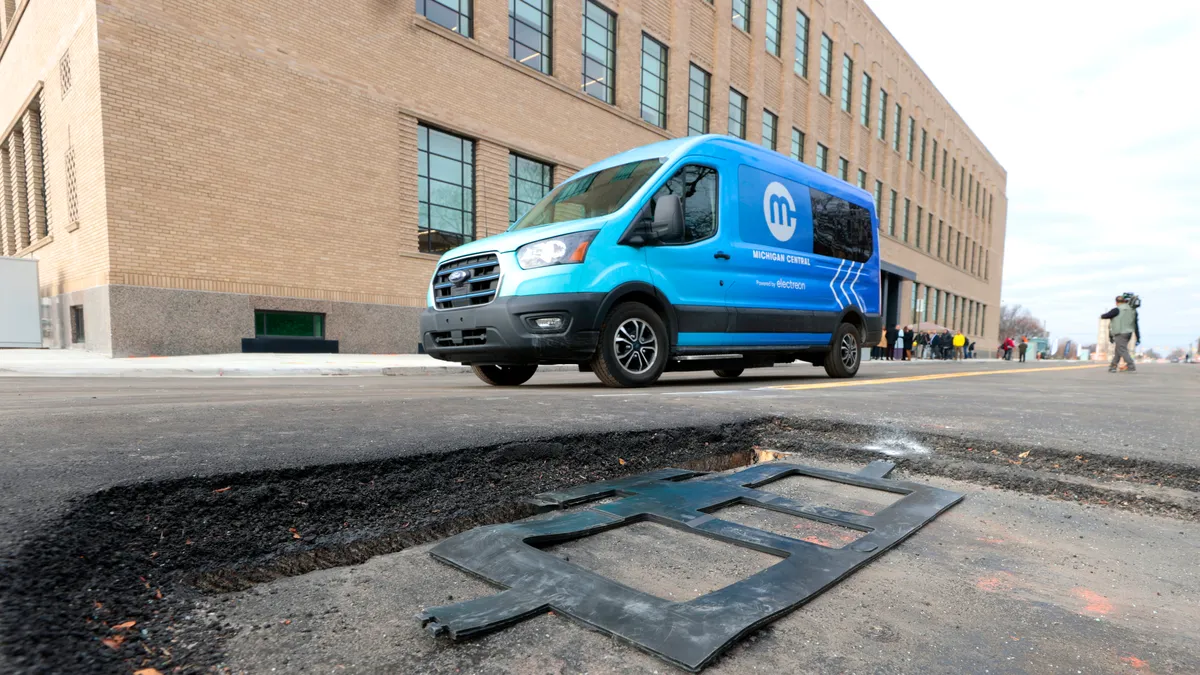 Detroit Leads the Way with North America's First Wireless Charging Road for Electric Vehicles