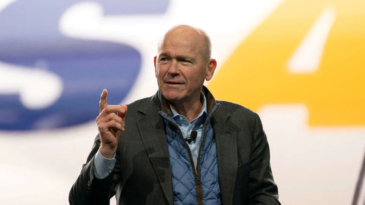 "Boeing's CEO Succession: A Long-Term Structural Shift Amid Scandal and Transition"