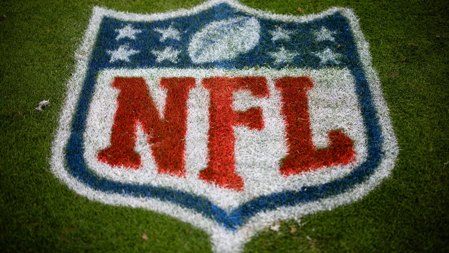 Featured image for Saudi Arabian Flag-Football Tournament Not Part of NFL League