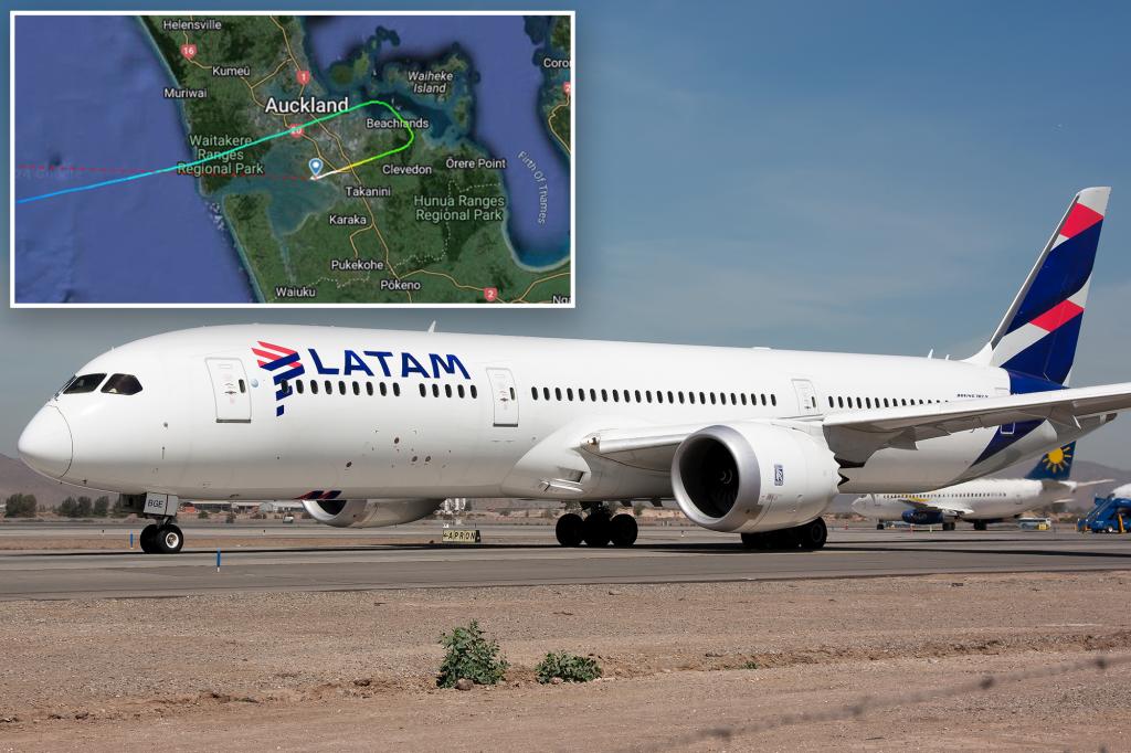 Featured image for "Mass Injuries on LATAM Flight to Auckland Due to Sudden Technical Issue"