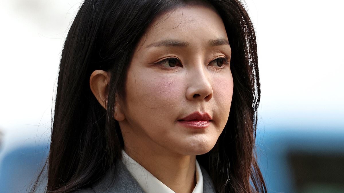 Featured image for "Kim Keon Hee's Age-Defying Secrets: South Korean First Lady Looks Decades Younger"