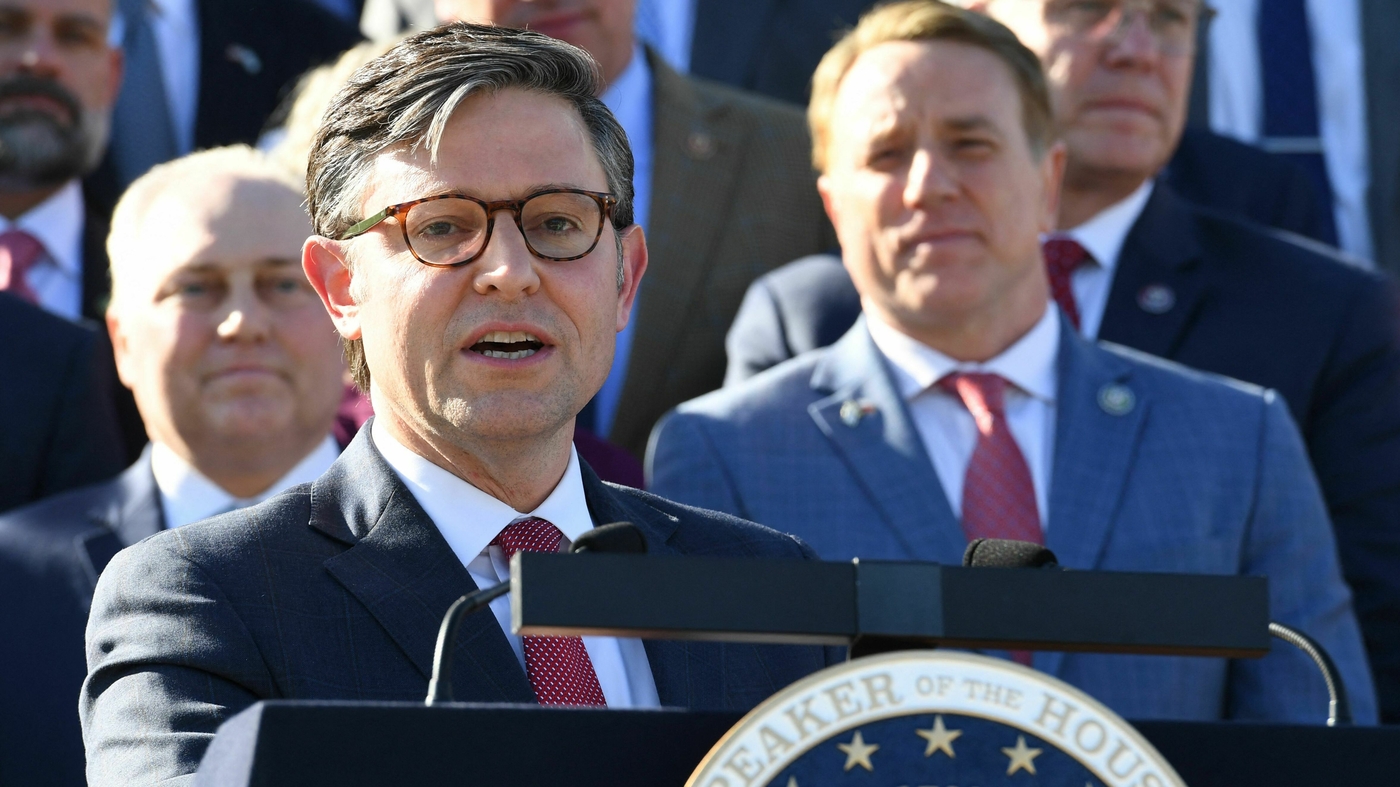 "Mike Johnson: Louisiana's First Christian Nationalist House Speaker Faces Challenges"