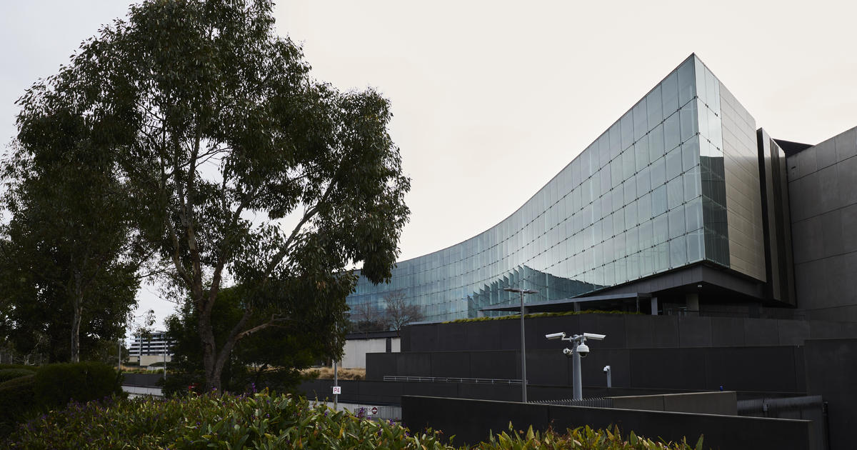 Featured image for "Australian Spy Chief Faces Pressure to Identify Politician Accused of Betrayal"