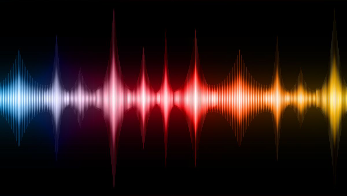 "Time-Squeezed Light Waves Reveal Unexpected Physics in Double-Slit Experiment"