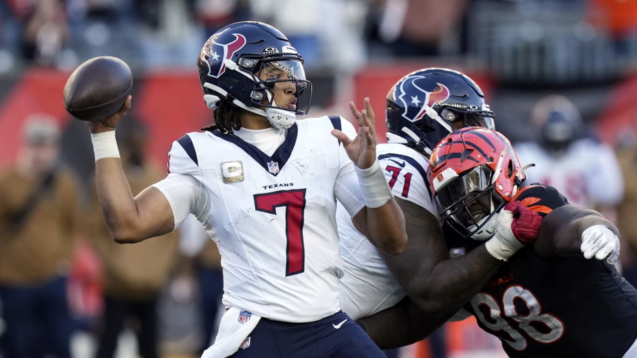 "NFL Power Rankings Week 11: Texans Surge, Jaguars Sink"