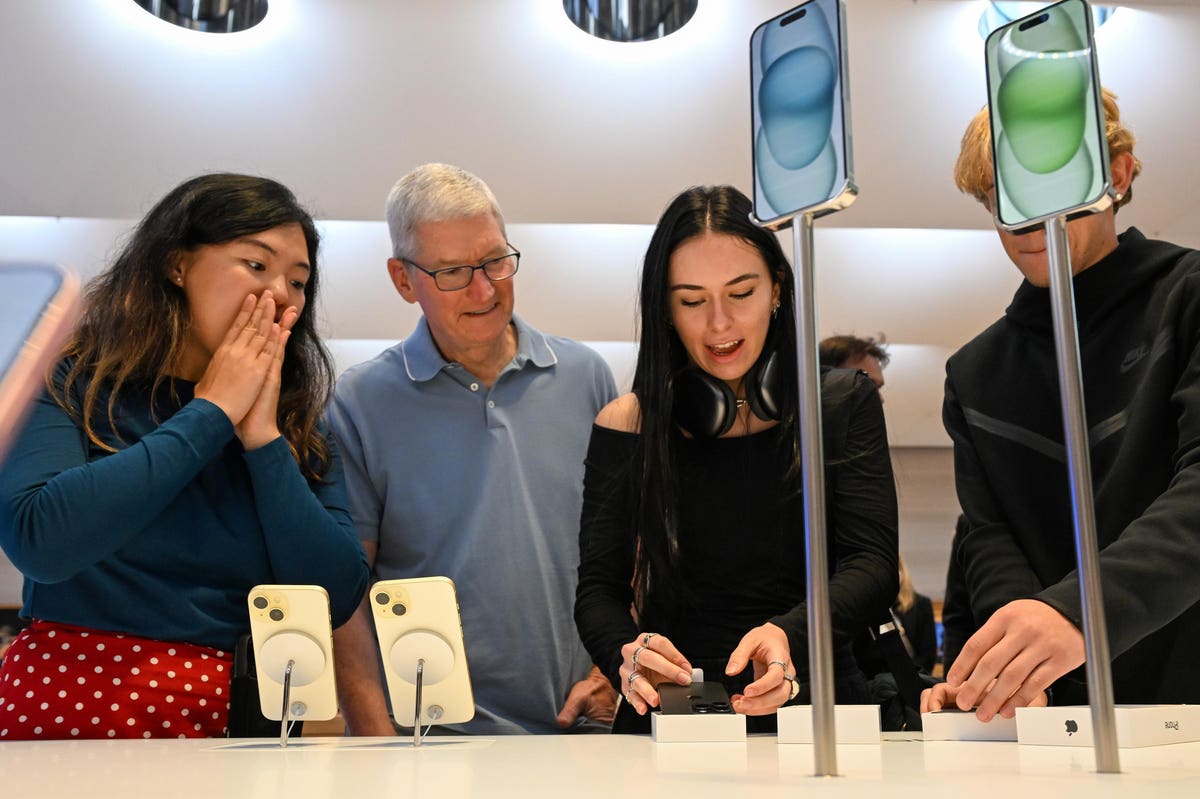 "iPhone 15 Launch Sparks Global Frenzy, Reviving Apple's Sales"