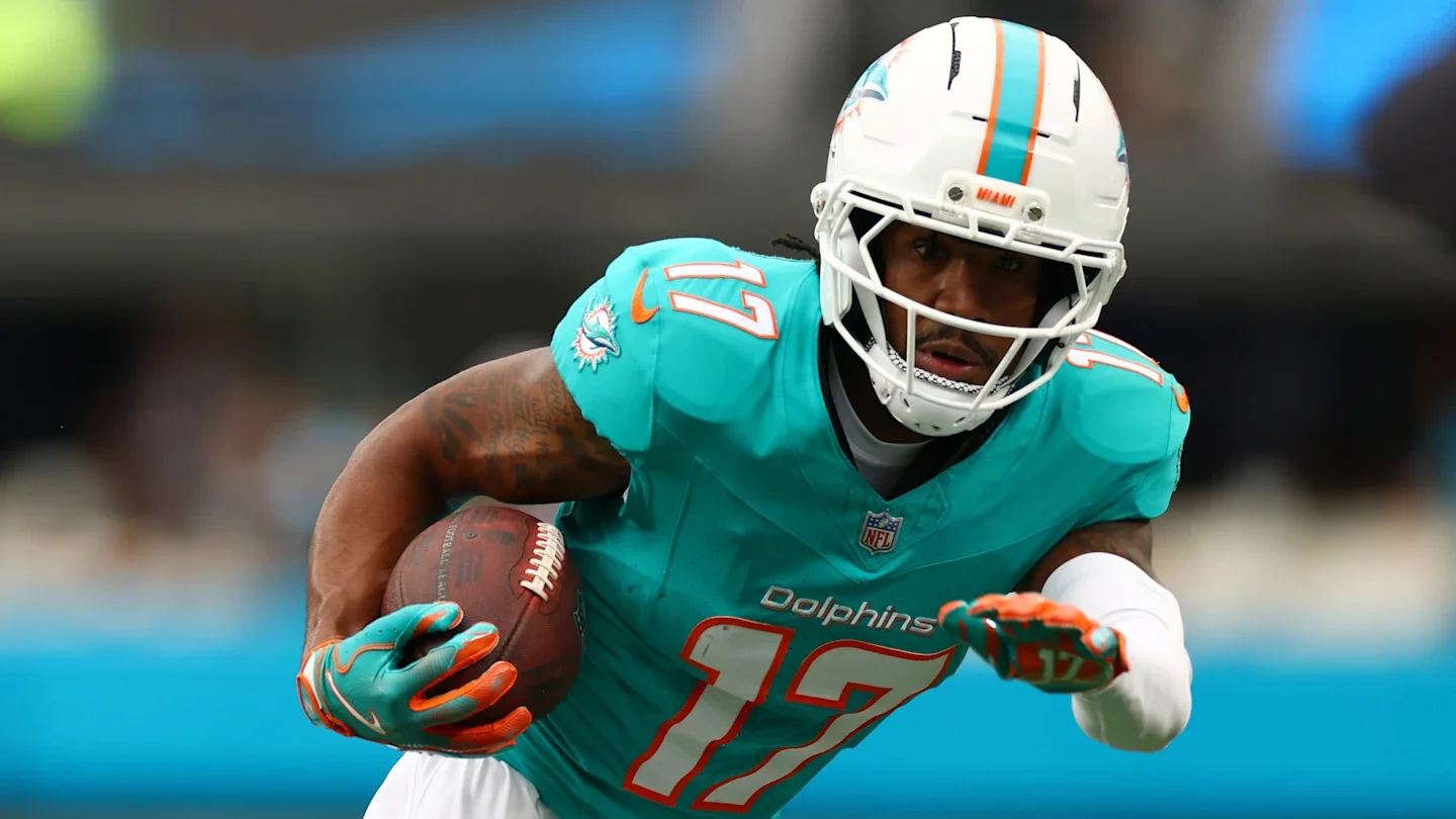 Panthers' Dowdle Shines in Win, Dolphins' Struggles Continue