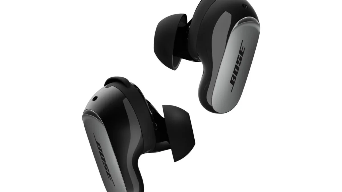 Featured image for Bose and Sony Headphones Offer Record-Low Black Friday Prices