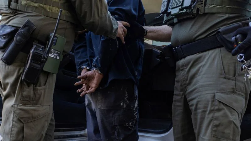 Judge Orders Release of Hundreds Detained in Chicago Immigration Raids