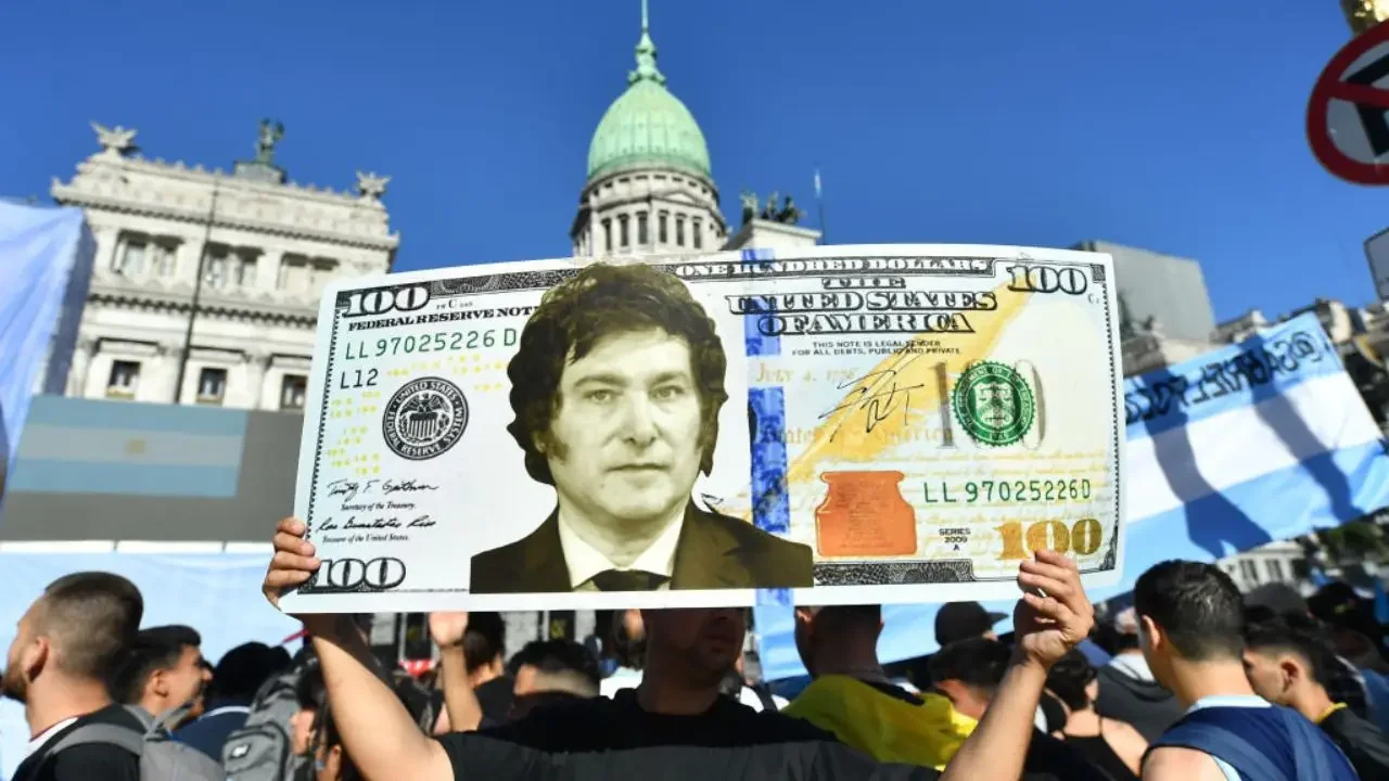 Featured image for Argentina's New President Implements Shock Economic Plan, Devalues Peso by Over 50%