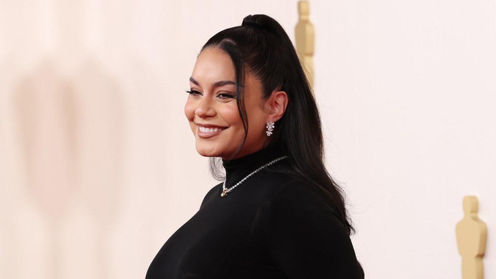 "Vanessa Hudgens Stuns with Baby Bump at 2024 Oscars"