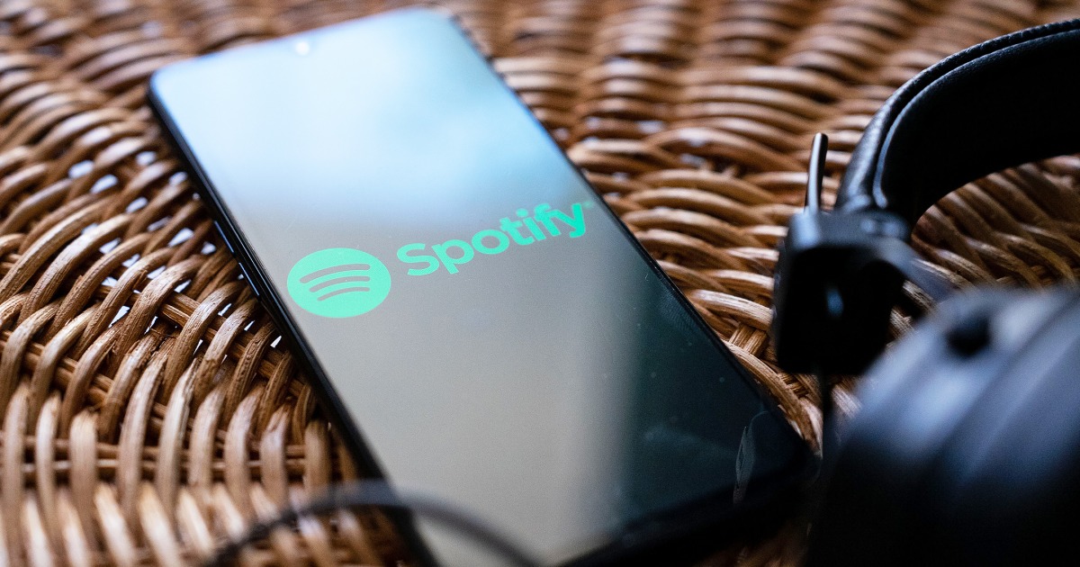 Spotify Unveils Global Songs of the Summer 2023, Including K-Pop Hits and Morgan Wallen's Success
