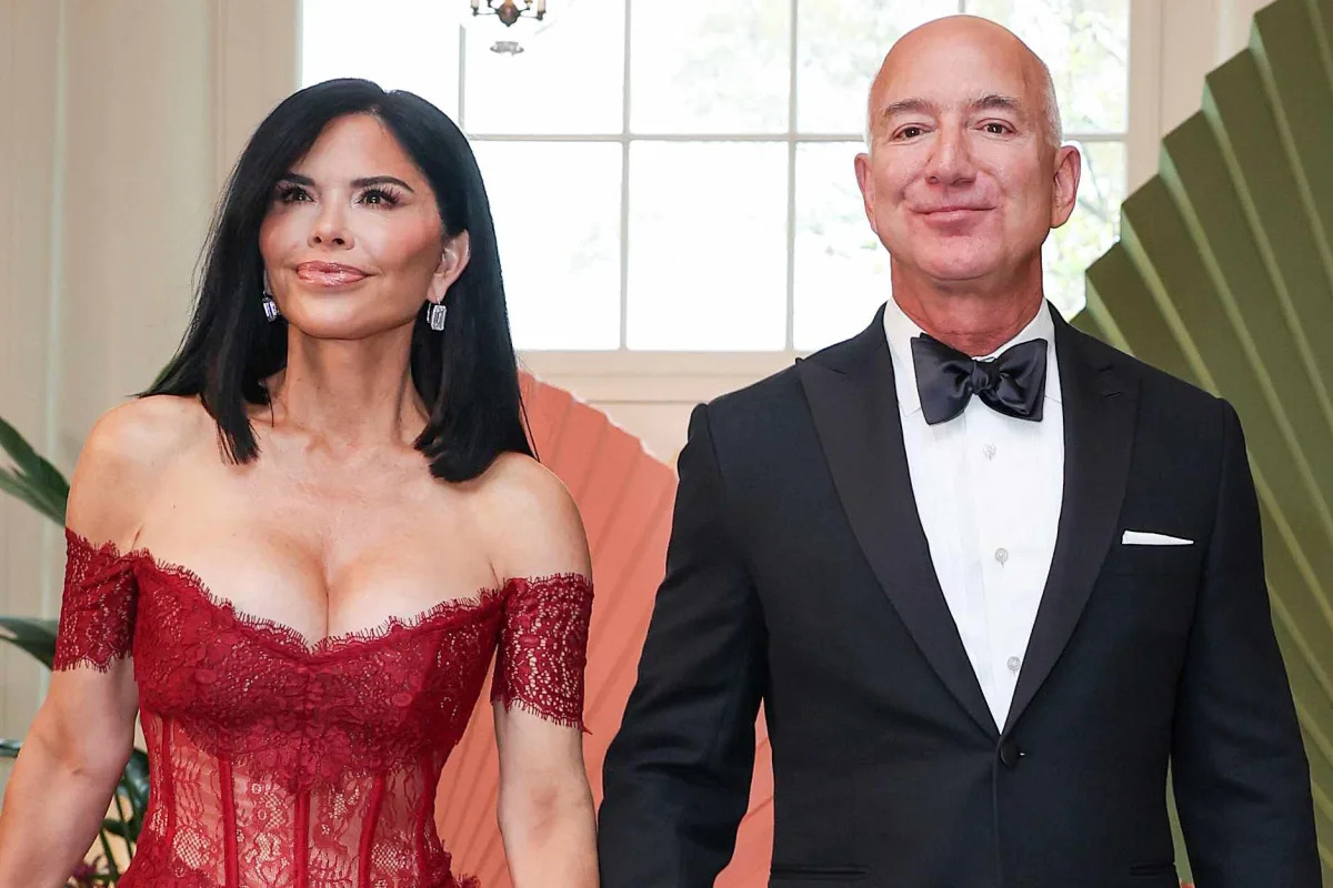 Featured image for "Lauren Sánchez's Showstopping Style at White House State Dinner with Jeff Bezos"