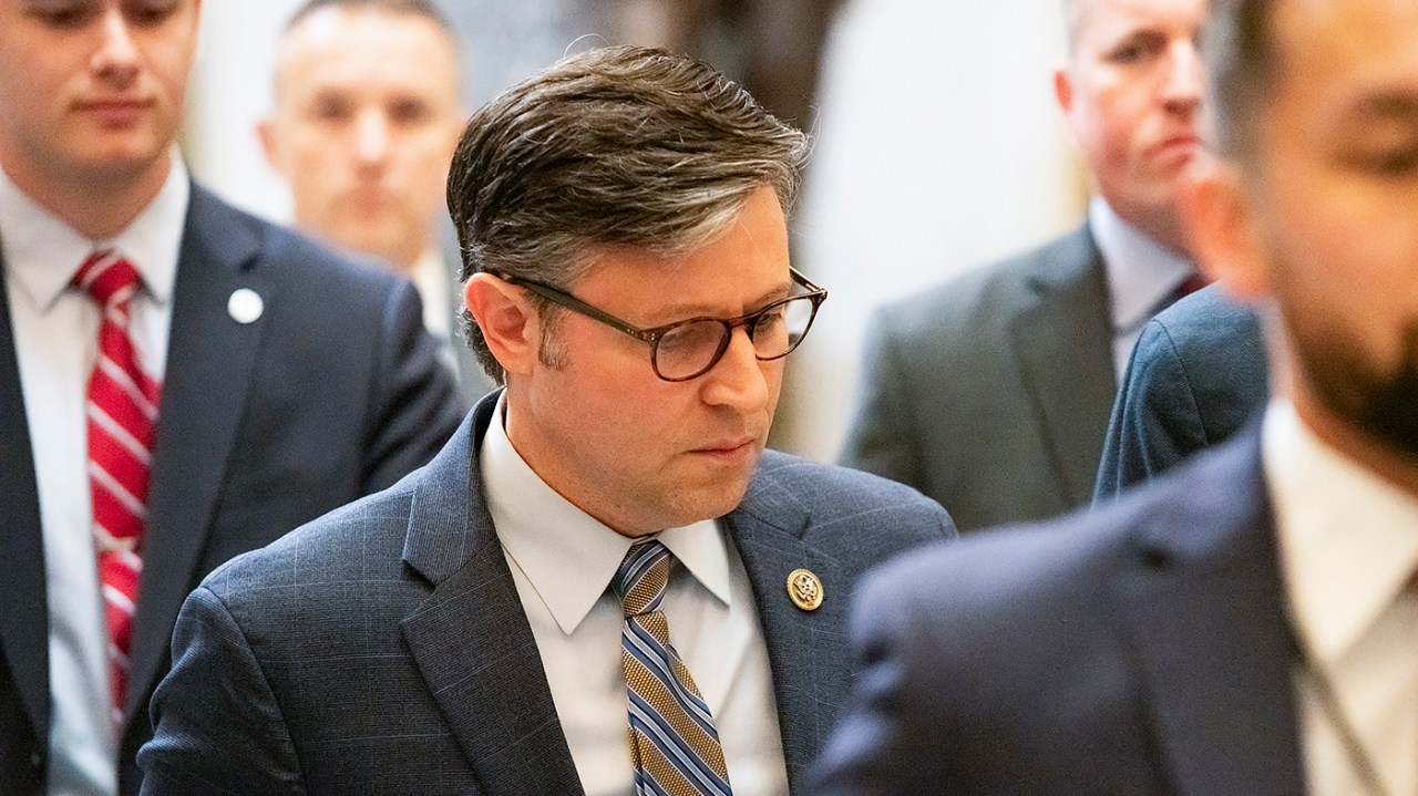 White House and Speaker Clash Over Blame for Mass Shootings