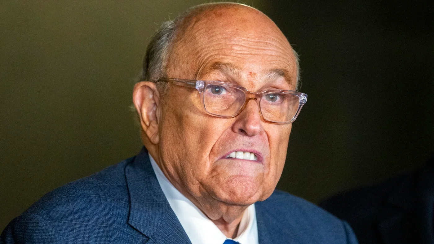 Rudy Giuliani Hospitalized with Broken Vertebrae After Car Accident