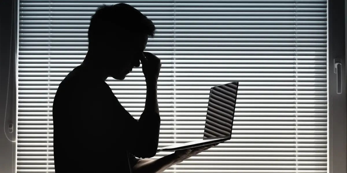 Featured image for "Man Files Lawsuit Against 27 Women for Negative Facebook Dating Group Posts"